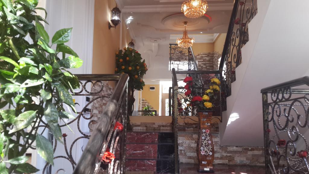 Edemi Hotel Kutaisi Esterno foto
