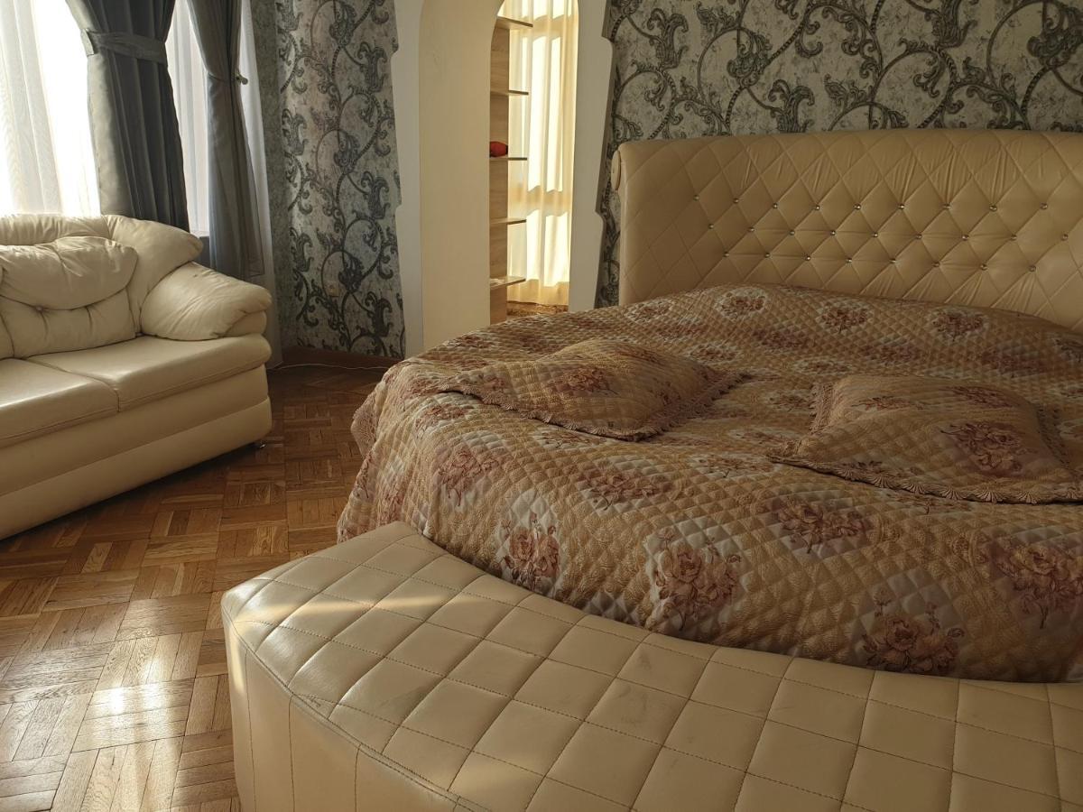Edemi Hotel Kutaisi Esterno foto