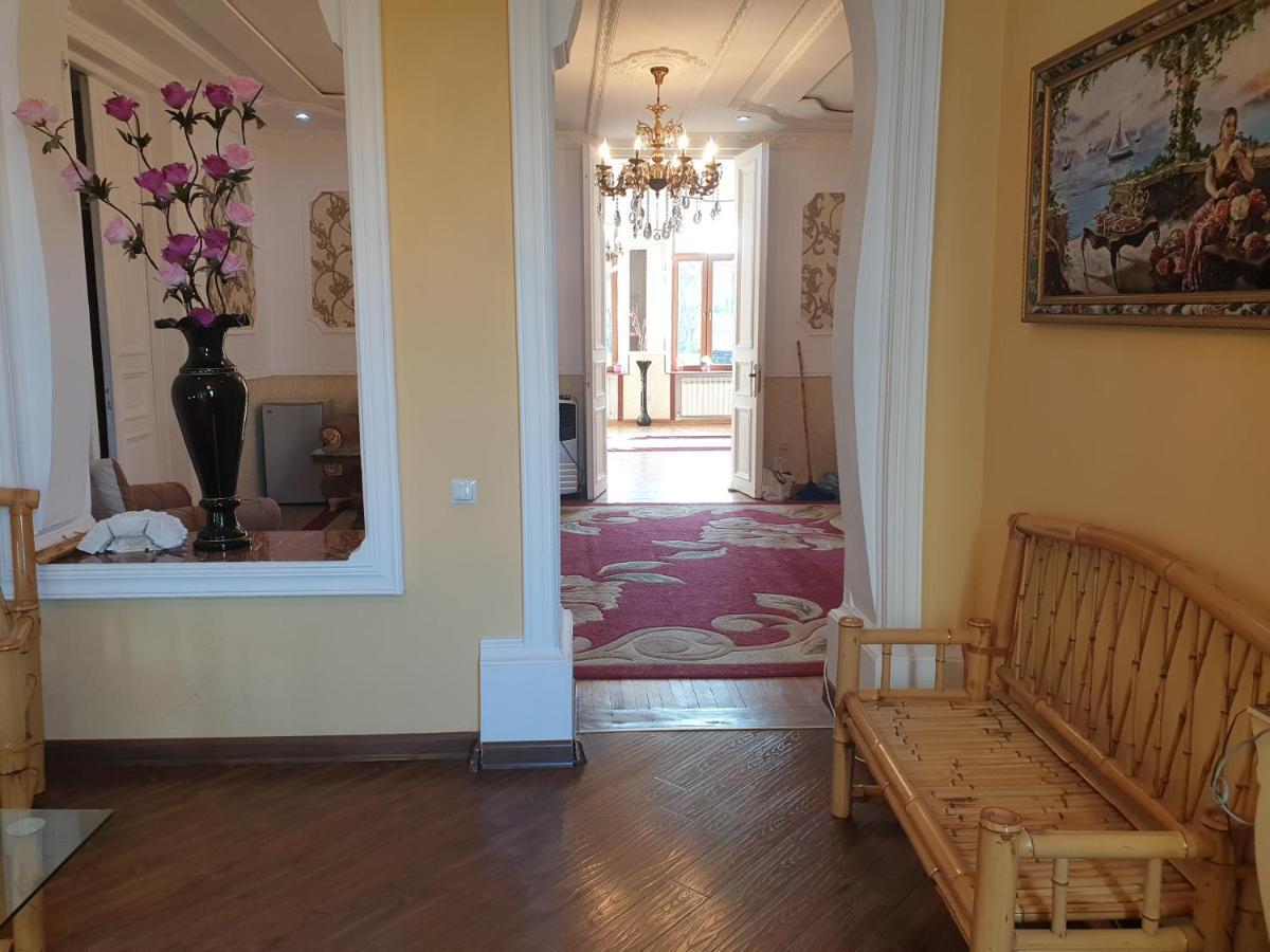 Edemi Hotel Kutaisi Esterno foto